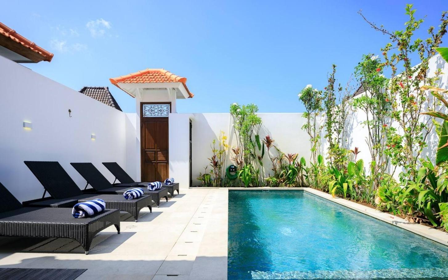Gorgeous 2 Bed Pool Villa, Walk To Villa