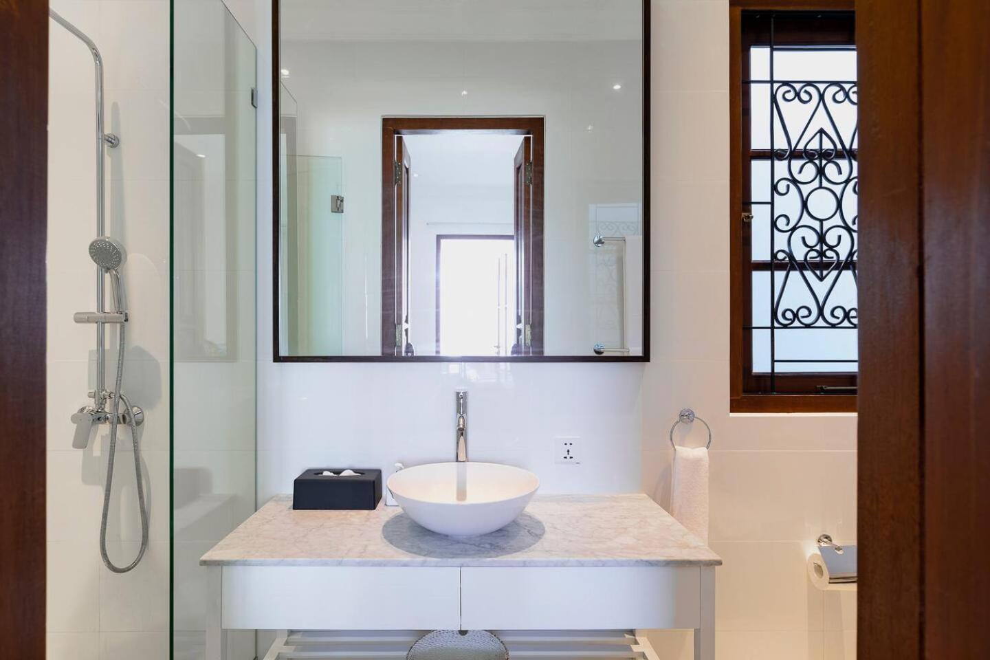Gorgeous 2 Bed Pool Villa, Walk To Seminyak (Bali)